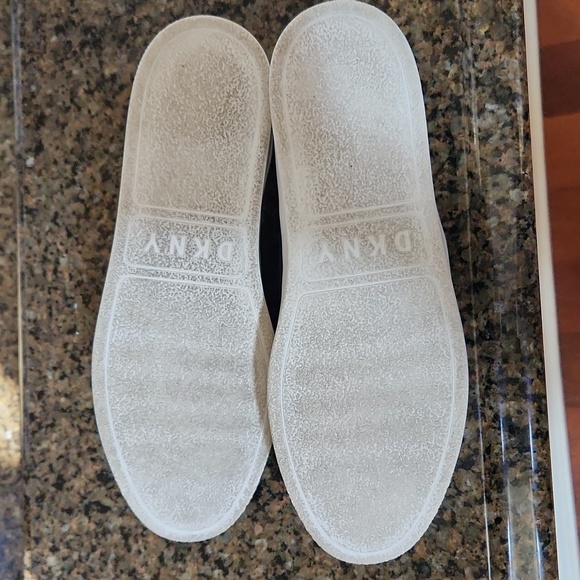 DKNY Slip on Sneakers - Picture 6 of 6